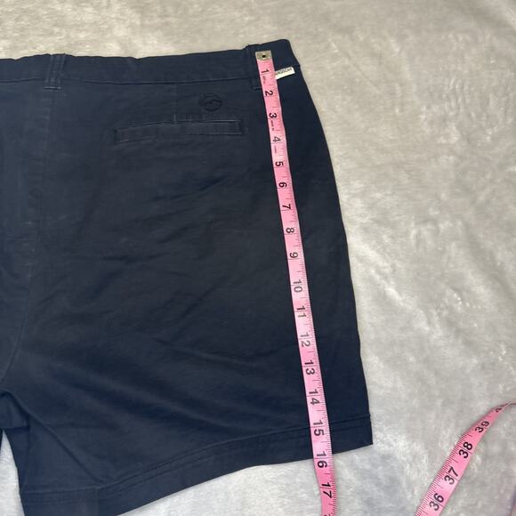 Magellan Shorts Women's Size 16 Black & Olive Colors Outdoors LOT of 2 5" Inseam - Picture 11 of 16